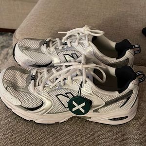 Stockx verified New balance 530 silver blue.
